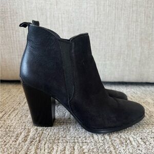 Michael Kors Black Leather Ankle Boots
